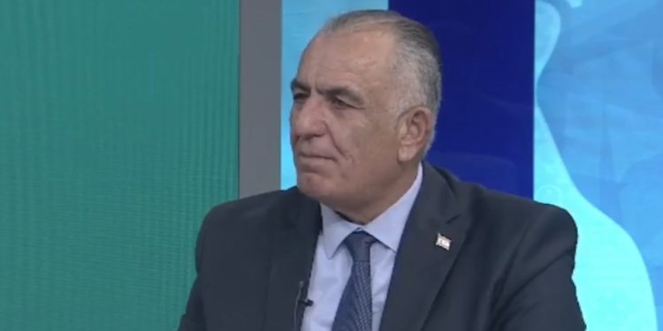 Eğitim Bakanı Çavuşoğlu :Ülke genelinde tüm okullarda eğitimi aksatacak bir durum yok