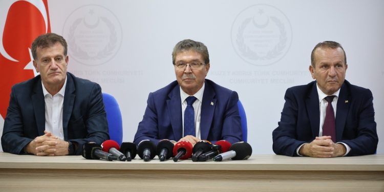 Üstel:Bizim önceliğimiz halkımızın rahatlığıdır, refahıdır. Bu kadar sorun varken seçimi düşünmüyoruz ama seçimden de korkmuyoruz