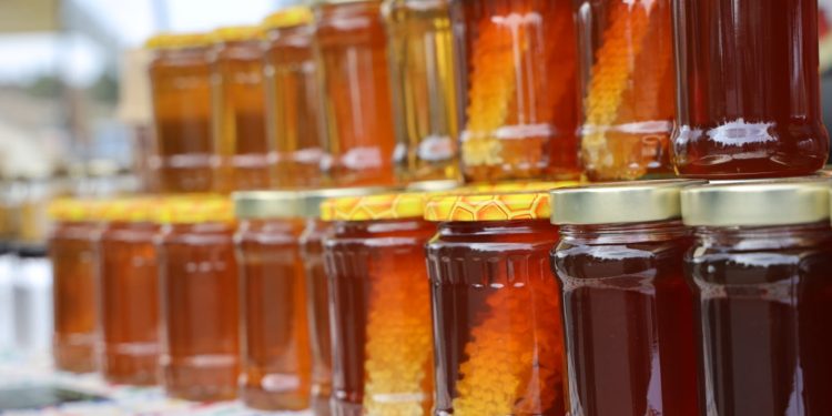 İskele Belediyesi Topçuköy 3. Bal Festivali pazar günü yapılacak