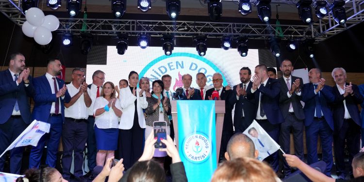 Yeniden Doğuş Partisi’nin 8’inci kuruluş yıl dönümü kutlandı