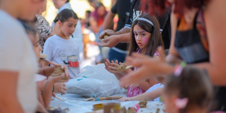 6. Kültürlerin Kaynaşması etkinliği Derya Uluğ konseriyle sona erdi