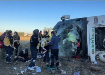 Aksaray- Ankara kara yolunda otobüs devrildi