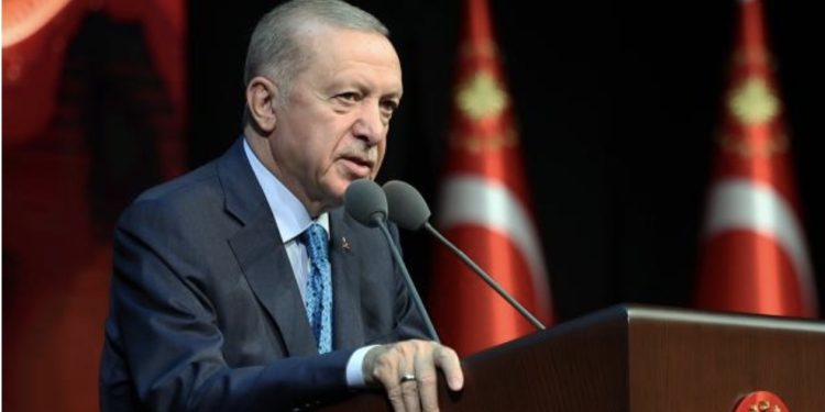 Erdoğan: Yeniden ve daha güçlü bir başlangıcın arifesindeyiz