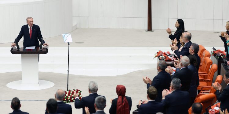 Erdoğan: “Kendini dev aynasında gören Hitler nasıl durdurulduysa Netanyahu da aynı şekilde durdurulacak”