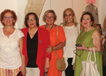 “Hayatımıza Değer Katan Kadınlarımız-41 Kadın 41 Hayat” sergisi Saçaklı Ev’de açıldı