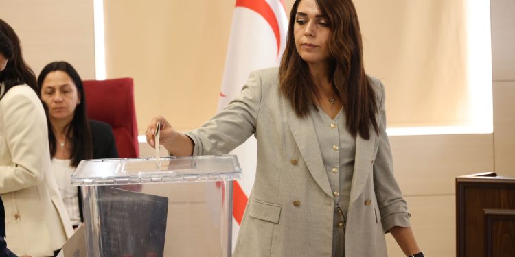 Meclis’te 5’inci tur oylama yapılıyor