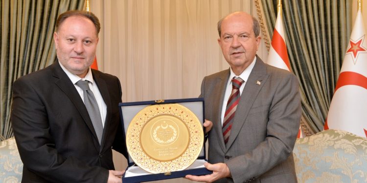 Cumhurbaşkanı Tatar Meclis Başkanı Öztürkler’i kabul etti