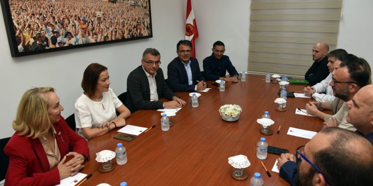 CTP ve TDP heyetleri bir araya geldi