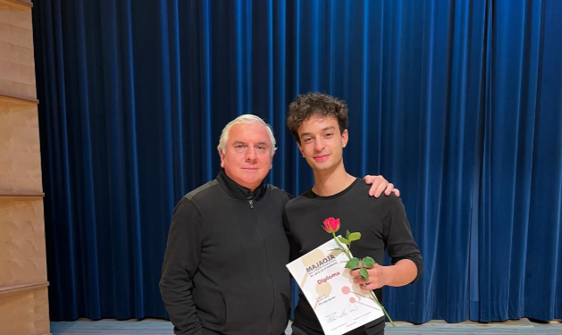 16 yaşındaki Efe Sağıroğluları Finlandiya’daki perküsyon yarışmasında üçüncülük ödülü aldı