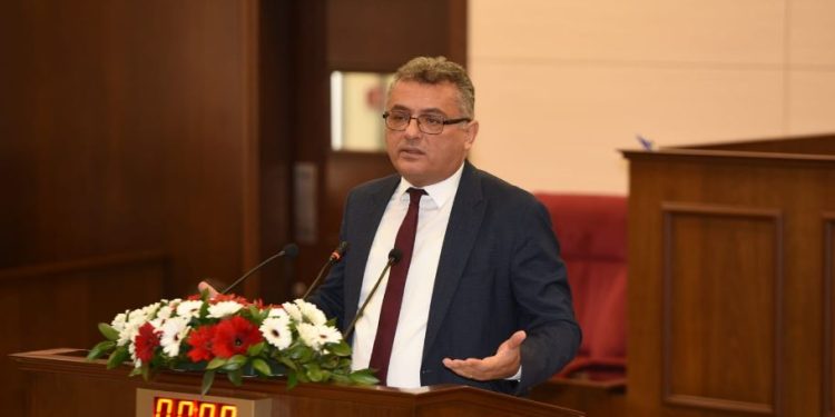 Erhürman:Müzakere olmadan çözüme ulaşmak mümkün değildir