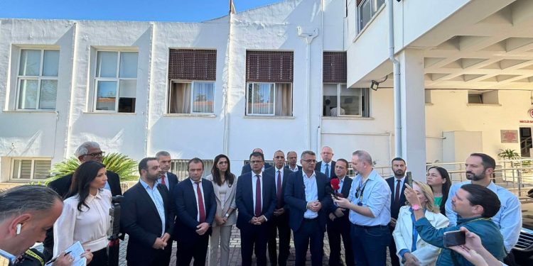Erhürman: “Mümkün olan en erken sürede seçime gitmek gerek. Seçimin tarihi, sürecin nasıl işleyeceğiyle ilgili kararları üretip kamuoyuyla paylaşacağız”