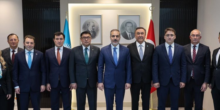 Fidan, TDT üye ülkelerin Dışişleri Bakan Yardımcıları ile bir araya geldi