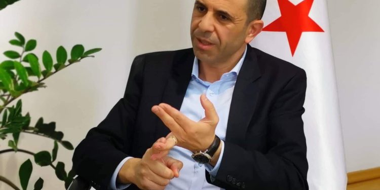 Özersay:Bedelli askerlik rakamları uçtu, yasa değişmeli