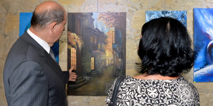 Cumhurbaşkanı Tatar, ‘Paylaşınca Çoğalır’ sergisinin açılışına katıldı