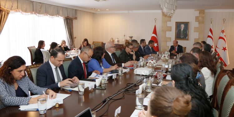 Cumhurbaşkanlığında Taşınmaz Mal Komisyonu faaliyetleriyle ilgili üst düzey toplantı…
