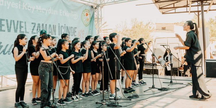 “Evvel Zaman İçinde Lurucina Panayırı” yapıldı