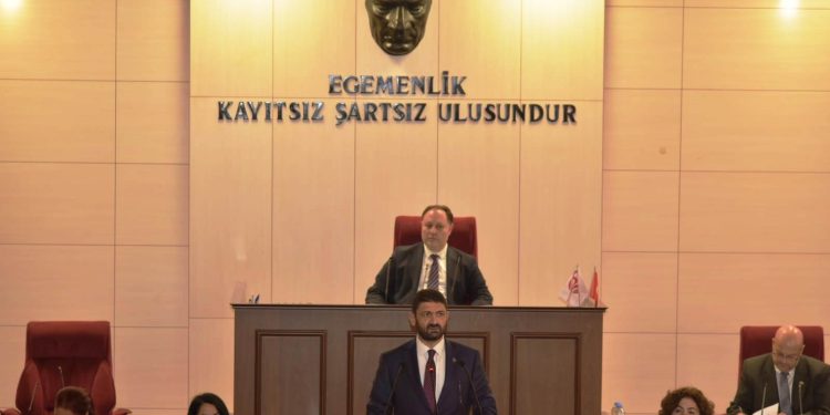 Meclis Öztürkler başkanlığında toplandı.. Oturum, CTP’ye Meclis Başkan Yardımcılığı’na aday sunma fırsatı için bir hafta sonrasına ertelendi