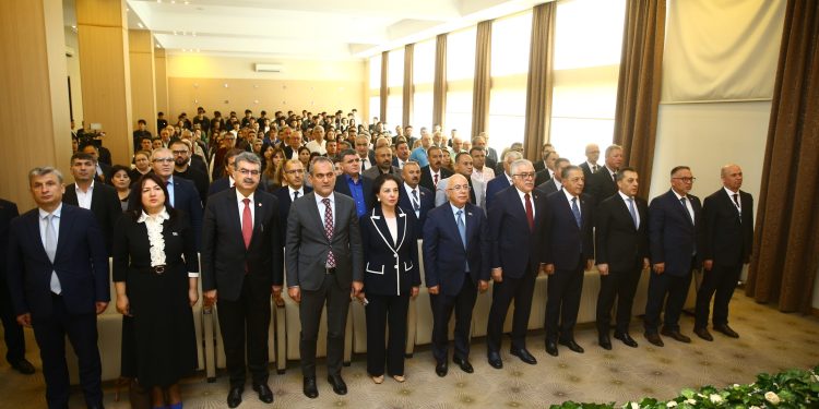 KKTC, Türkiye ve Azerbaycan’dan sürücü kurslarının yöneticileri Bakü’de bir araya geldi