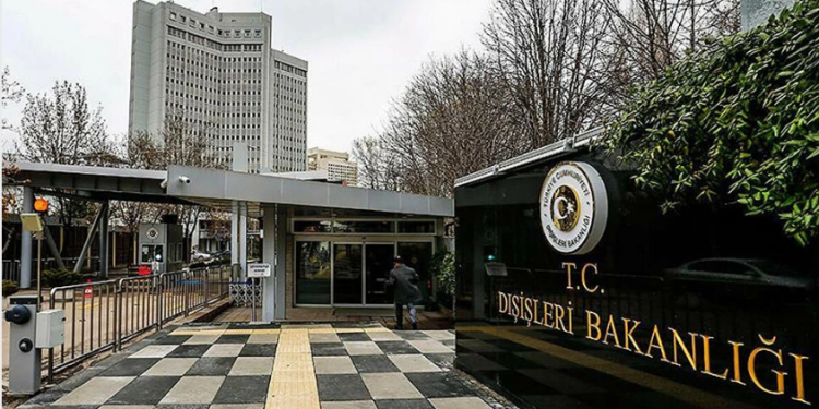 Türkiye Dışişleri Bakanlığı, İsrail’in İran’a yönelik saldırısını en güçlü şekilde kınadığını bildirdi
