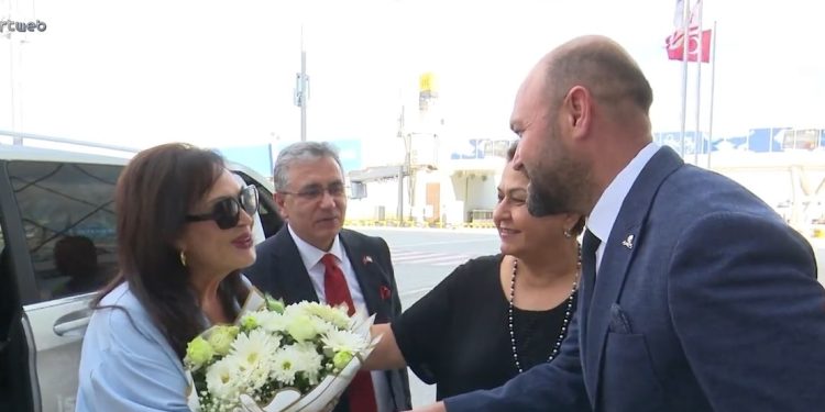 Türkan Şoray KKTC’de: ‘Kıbrıslı Türk kardeşlerimle buluşacağım için çok mutluyum’