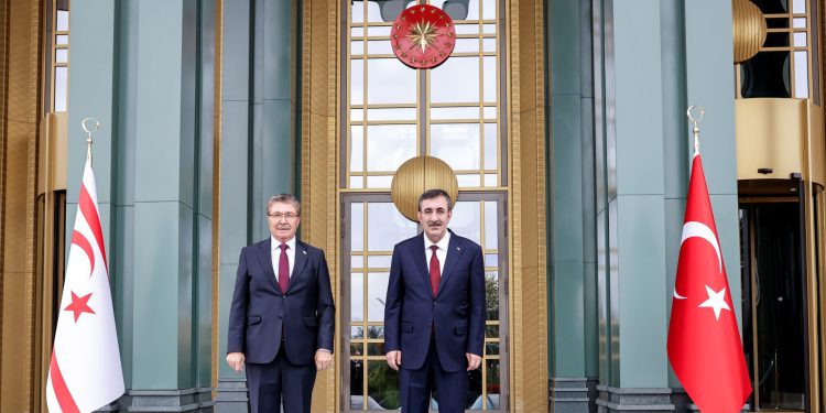 Başbakan Üstel, Türkiye Cumhurbaşkanı Yardımcısı Yılmaz ile bir araya geldi