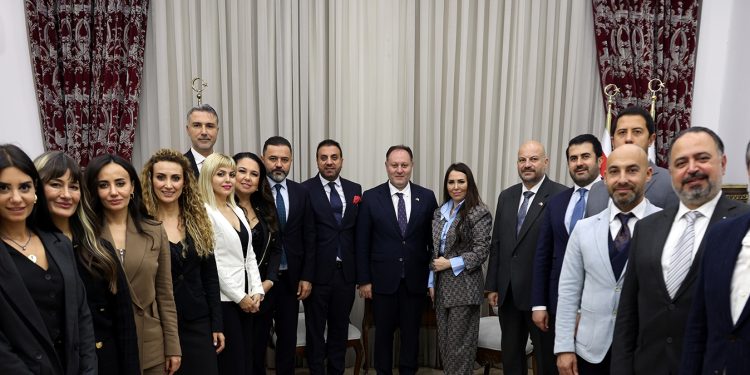 Öztürkler: “Ambargoların aşılmasında iş dünyasının açılımı önemli”