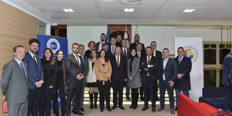 Cumhurbaşkanı Tatar:”Bağımsız bir Türk devleti olan KKTC; limanlarıyla,hava sahasındaki etkinliğiyle,Mavi Vatan’ın değeriyle ve lojistik üs olma kapasitesiyle Türk dünyasının Akdeniz’e açılan kapısıdır”