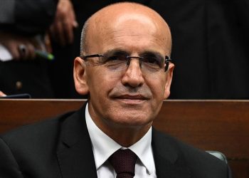 Şimşek: Büyüme, ılımlı ve dengeli seyrediyor