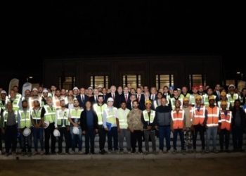 Yılmaz ile Üstel,yapımı devam eden Cumhurbaşkanlığı Yerleşkesi ile Cumhuriyet Meclisi Binası’nın çalışmalarını yerinde inceledi