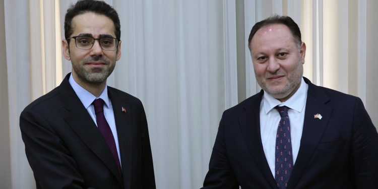 Öztürkler, Türkiye Cumhuriyeti’nin Lefkoşa Büyükelçisi Serim’i kabul etti: “Türkiye’nin desteğini görmek bizim için önemli”