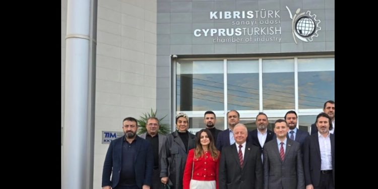 DEİK, KTSO’yu ziyaret etti