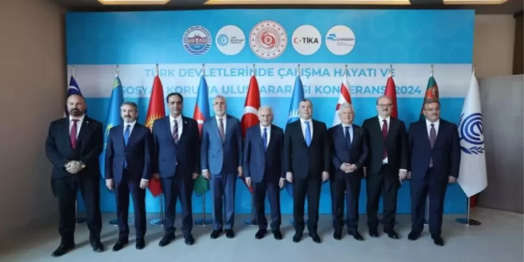 Gardiyanoğlu, Türk Devletlerinde Çalışma Hayatı ve Sosyal Koruma Uluslararası Konferansı’na katıldı