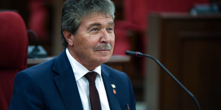 Başbakan Üstel’in yarın taburcu olması bekleniyor