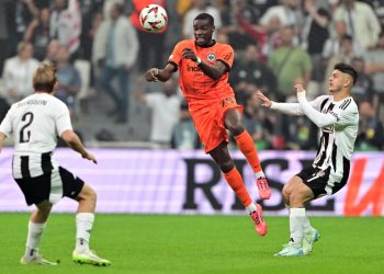 Beşiktaş'ta başkanlık görevine Hüseyin Yücel getirildi