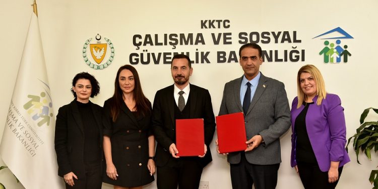 Çalışma Bakanlığı’yla Barolar Birliği arasında şiddet gören kadınlara yönelik adli yardım desteği protokolü yenilendi