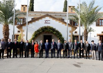 Cumhurbaşkanı Tatar, Çorum Belediye Başkanı ve beraberindeki heyeti kabul etti