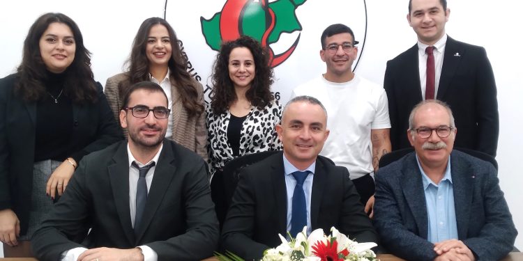 Diş Hekimliği Haftası; Sağlık örgütleri kamudaki diş sağlığı hizmetlerine iyileştirme, diş hekimliği fakültelerine denetim istedi