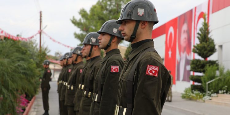 Ulu Önder Atatürk Değirmenlik’te düzenlenen törenle anıldı