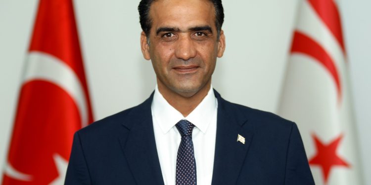 Gardiyanoğlu: Öğretmenler eğitim dünyasının vazgeçilmez neferleridir