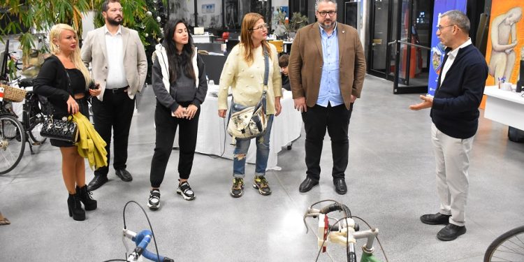 ‘Kıbrıs’ın Klasik Bisikletleri’ sergisi ve kitap tanıtımı