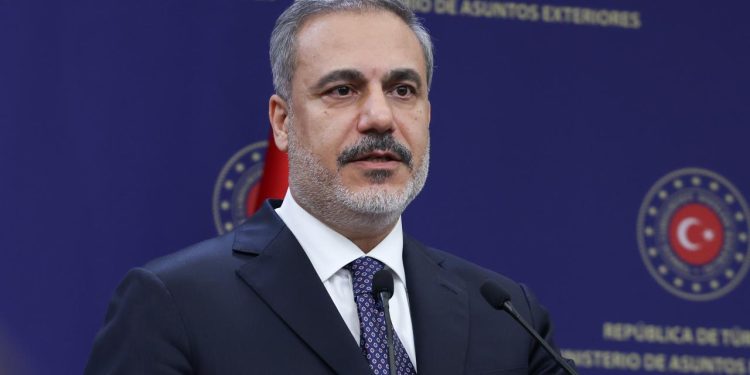 Fidan: Kıbrıs’ta şu andaki gerçekliği yansıtacak bir çözüm istiyoruz