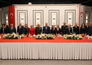 İzmir’de KKTC’nin kuruluşunun 41. yılı nedeniyle resepsiyon verildi