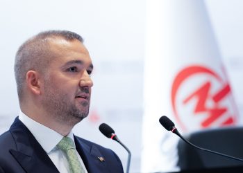 TCMB Başkanı Karahan: “2024 ve 2025 yıl sonu enflasyon tahminlerimizi yüzde 44 ve 21 olarak yukarı yönlü güncelledik. Enflasyonun 2026’da yüzde 12’ye gerileyeceğini öngörüyoruz”