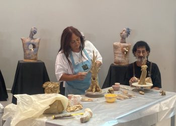 Cankat ve Özdevrim, Ercan Havalimanı’nda workshop çalışması yaptı