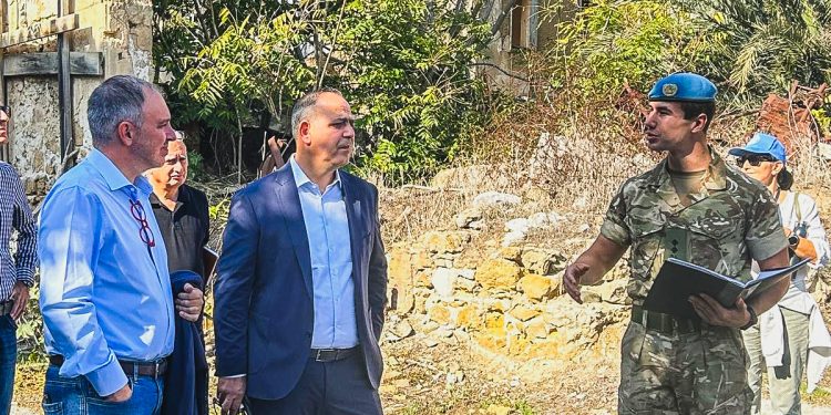 Harmancı: “Lefkoşa’ya yeni bir araçlı geçiş kapısı gereklidir”