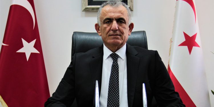 Milli Eğitim Bakanı Çavuşoğlu, Ulu Önder Atatürk’ü saygıyla andı