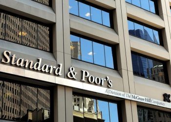 S&P, Türkiye’nin kredi notunu yükseltti