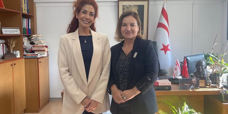 Tango Siempre Dans ve Sosyal Aktivite Derneği, tamamladığı projesini Kültür Dairesi Müdürü Zaimağaoğlu’na sundu