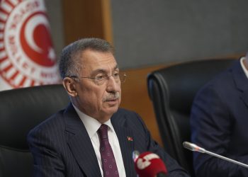 Oktay: Kaynaklar tüm ada halkına aittir ve hakkaniyet bazında paylaşılmalı