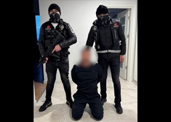 Kırmızı bültenle aranan Mike Gerner Larsen İstanbul’da yakalandı